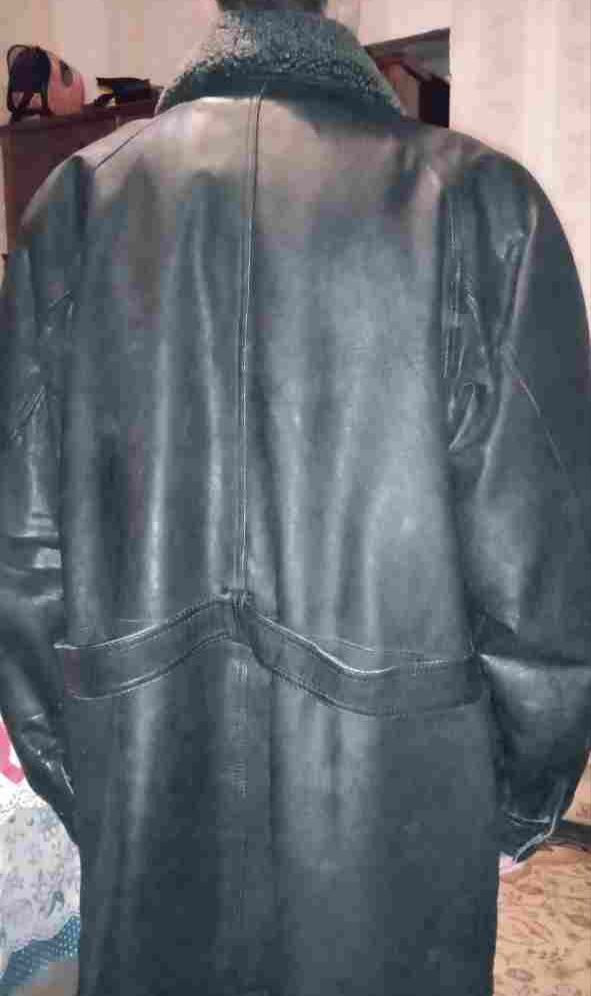 Кожаная мужская куртка с подкладкой, размер 54
