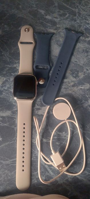 Продам часы новые. Пользовались пару раз