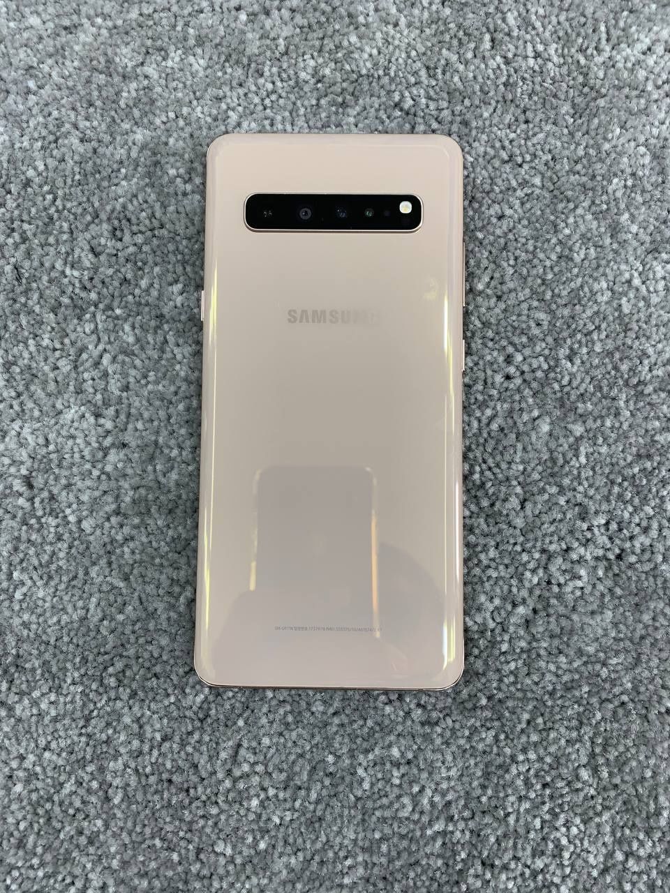 Samsung galaxy S10 5G sotiladi