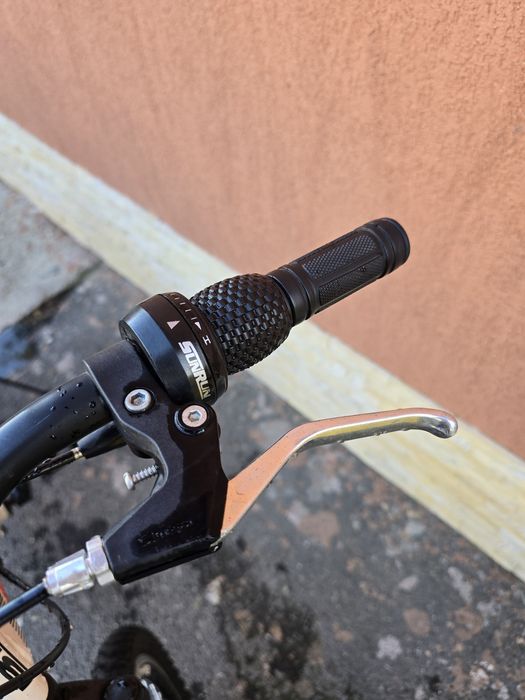Bicicleta pentru copii 7-10 ani