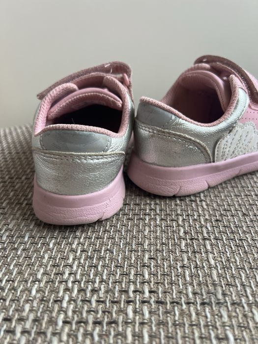 Обувки Clarks