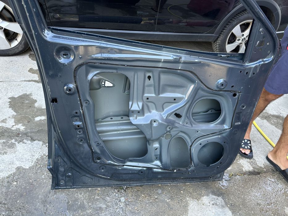Ușă stânga față hyundai tucson.