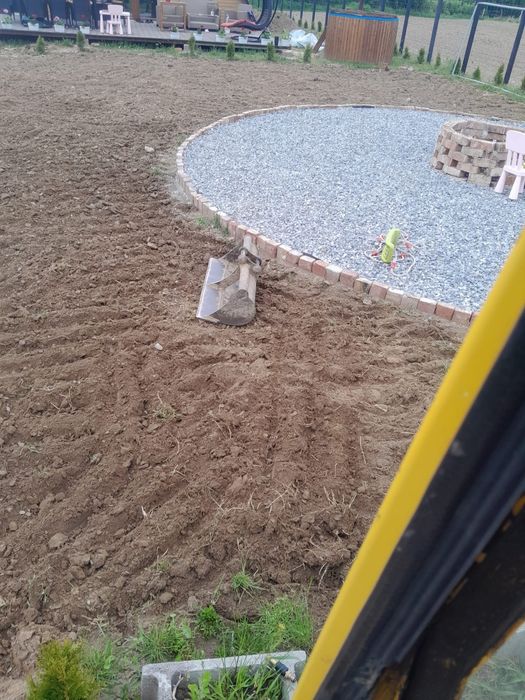Lucrari mini excavator 1,6 tone