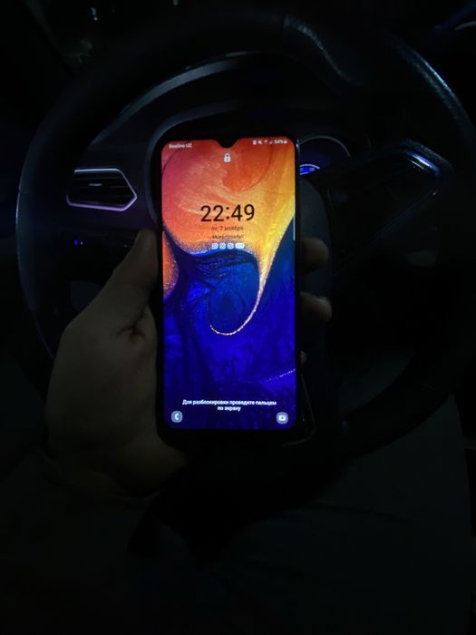 samsung a50 xolati yaxshi 64 tali