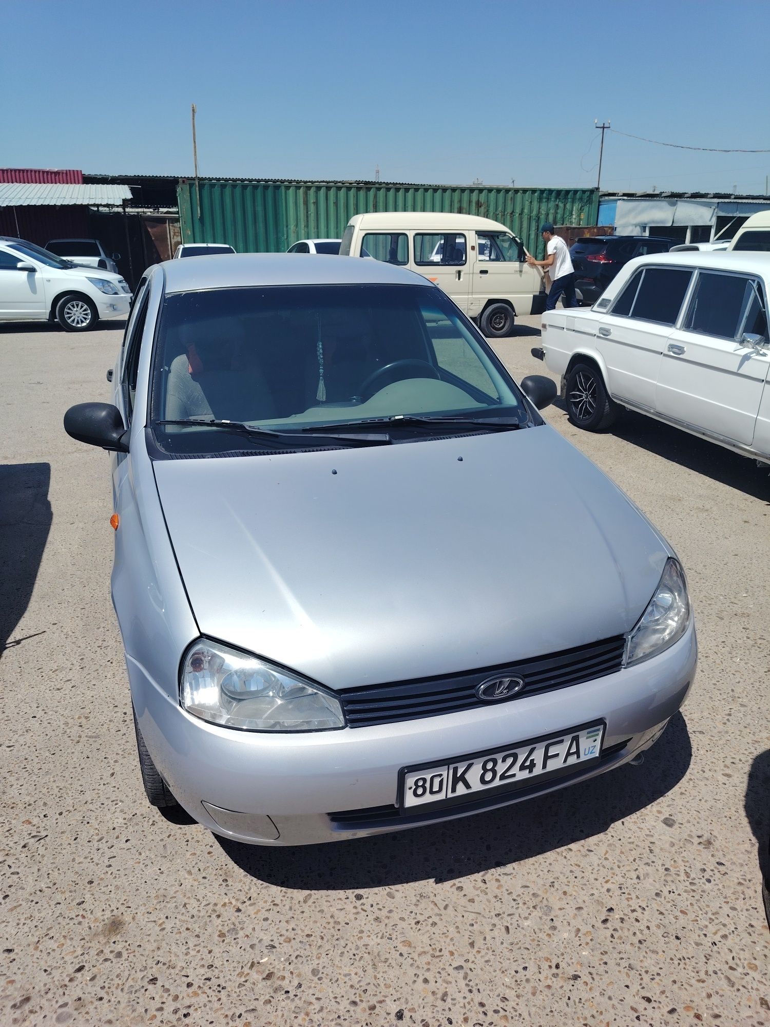 Лада калина сотилади 3100$
