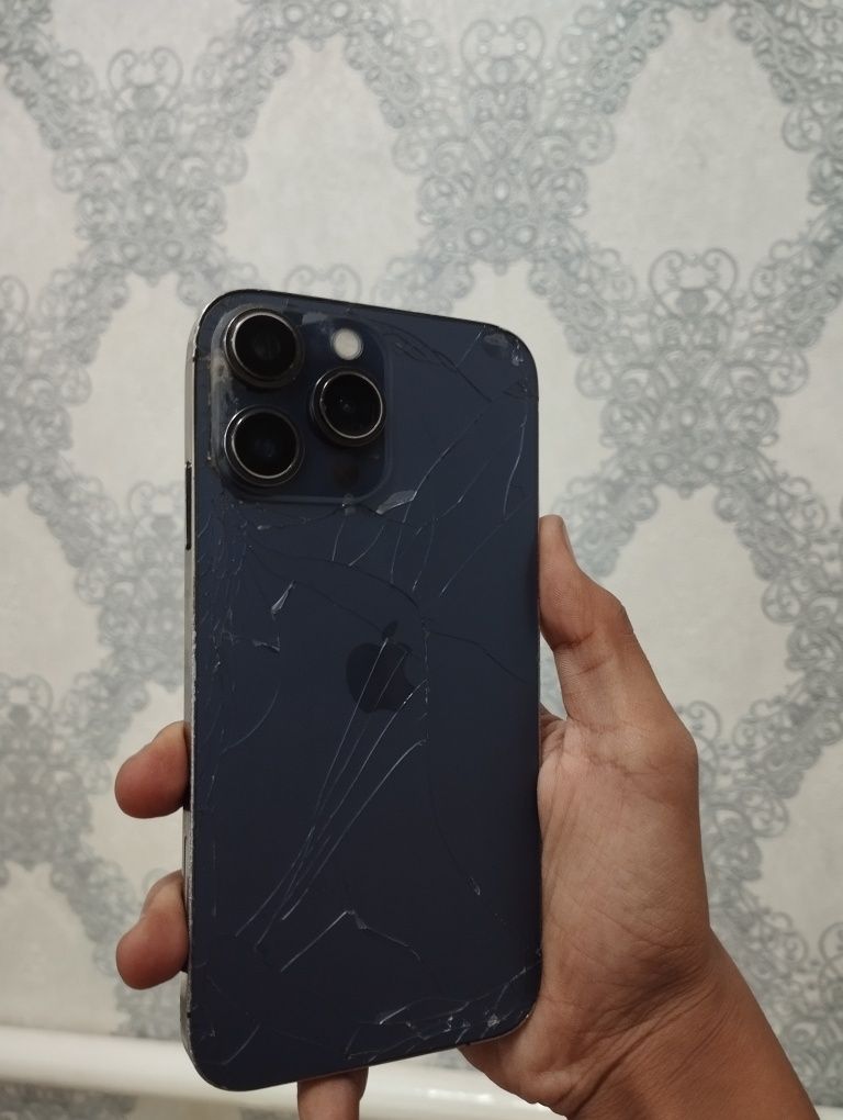 iPhone XR (14Pro) korpusda