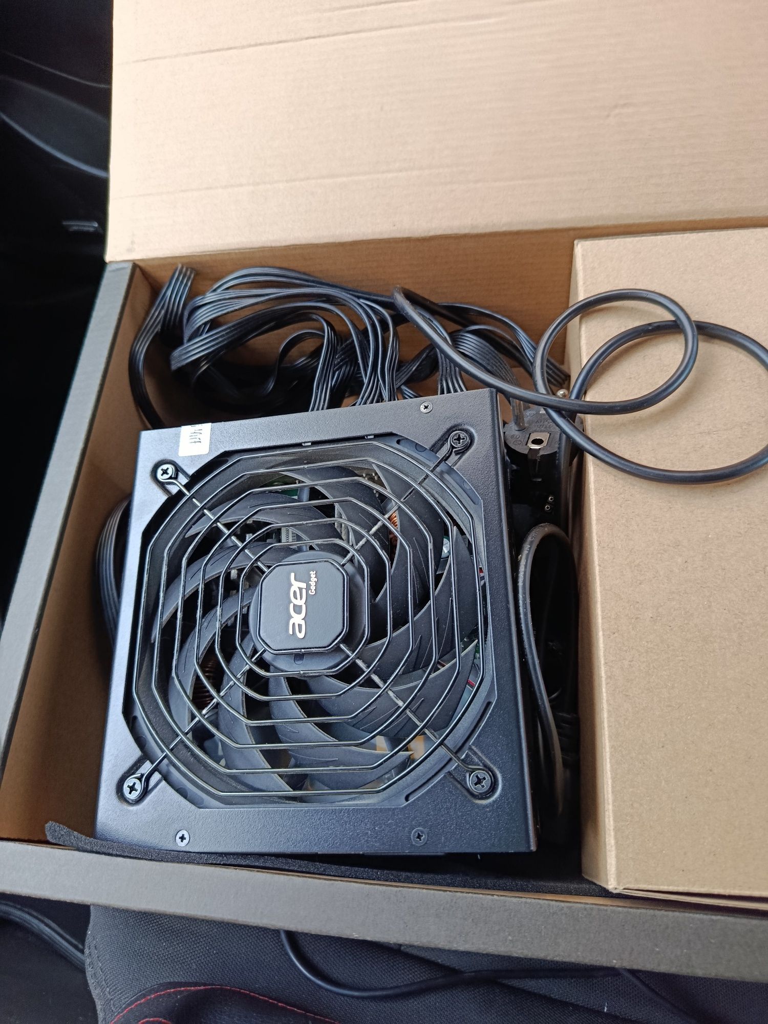 Продается блок питания acer 1000 watt