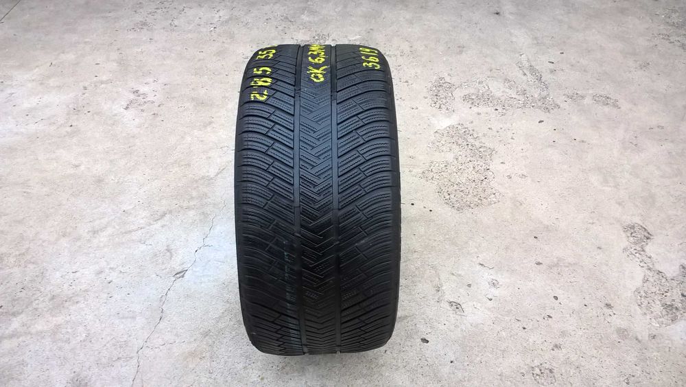 O anvelopa de iarna 285 35 20 michelin pilot alpin 4 profil 6,3 mm