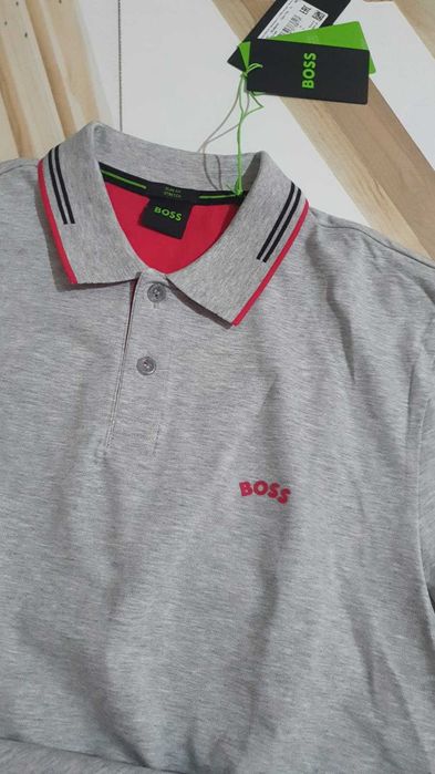 Vand tricou barbat Hugo Boss masura M original nou cu eticheta