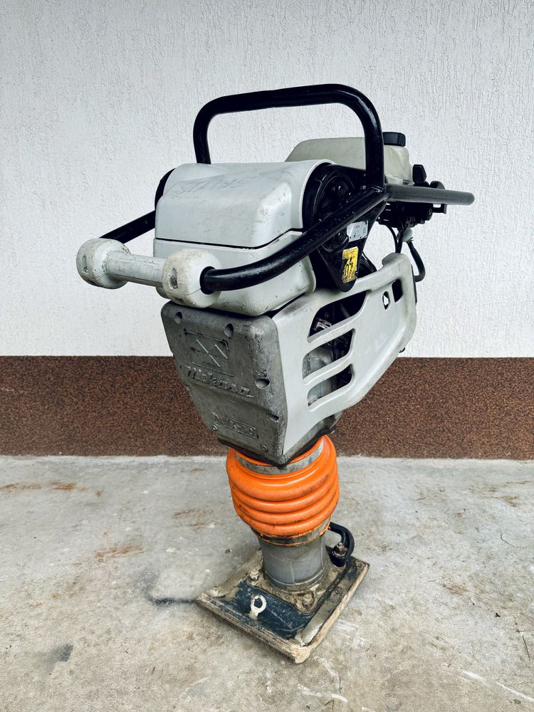 Mai MIKASA MTX-70, motor Honda GX100