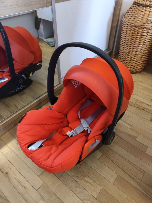 Cybex cloud  Z кош/стол за кола за бебе