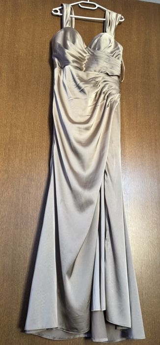 Дълга официална рокля