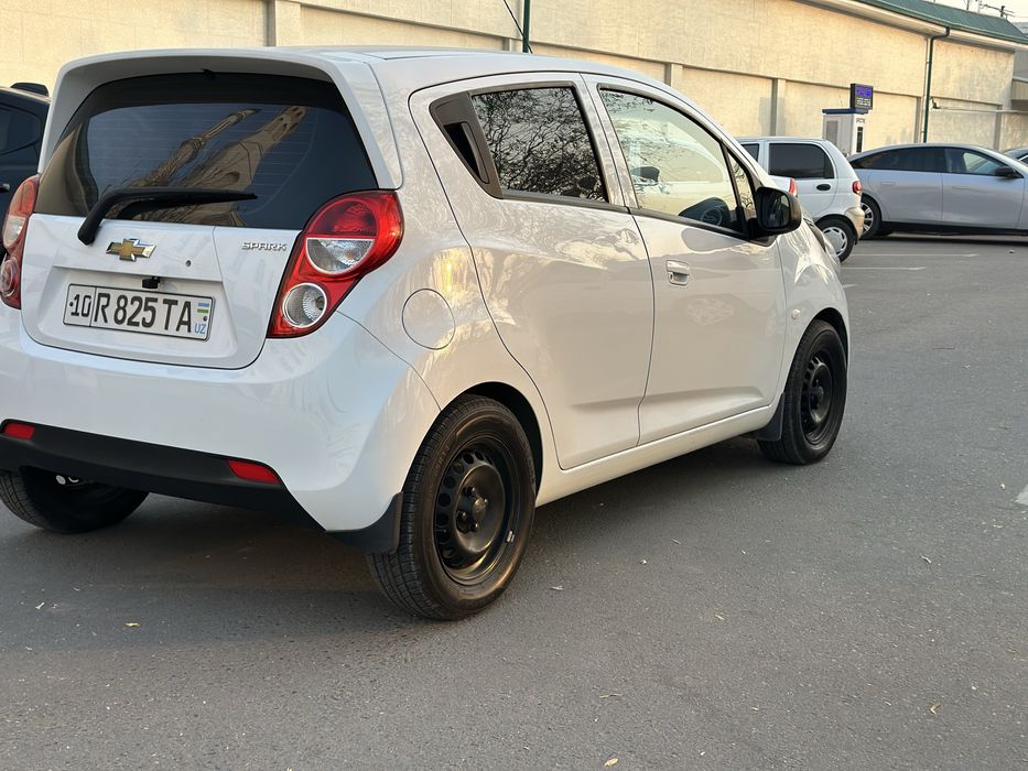 spark sotiladi 2020 yil 86000 km tozza kiraska Metan gaz