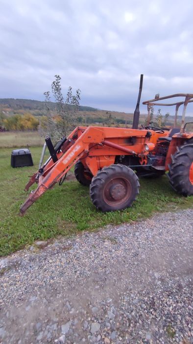 Încărcător frontal stoll tractor fiat utb