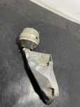 Suport motor stanga tampon motor Audi A4 B5 1.9 TDI AJM 8D0199307P