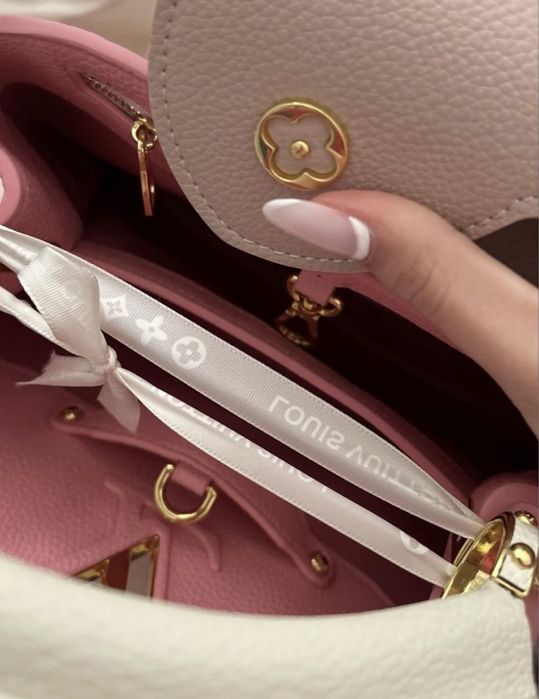 Geanta Louis Vuitton Capucines pe comanda