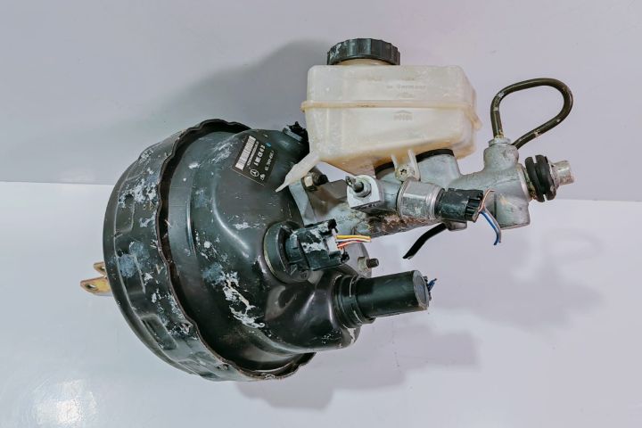 Tulumba Frana  cu pompa centrala A0054304030 Mercedes-Benz C-Class W2