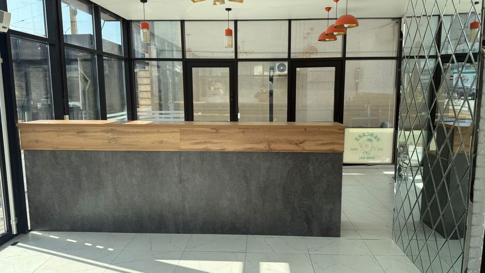 Продаётся барная стойка с подсветкой