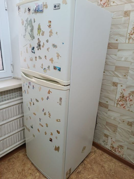 Холодильник б/у хорошая