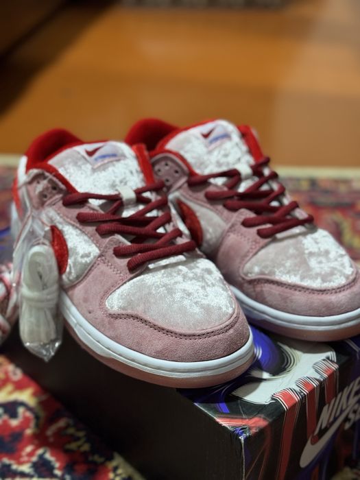 Кроссовки Nike StrangeLove x Nike SB Dunk Low