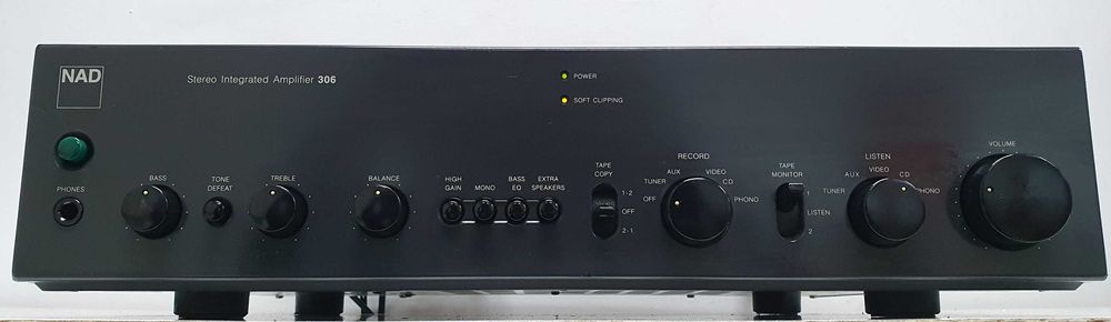NAD 306 amplificator stereo sunet hi end statie muzica