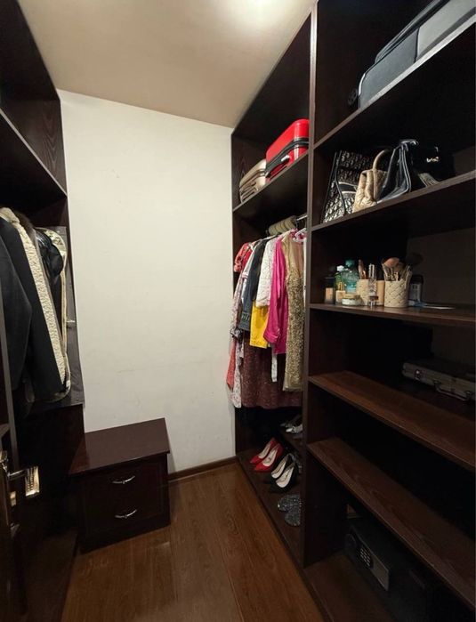 Дархан 2в3/4/18 78м2 средний ремонт ор-р Х Алимджан Метро