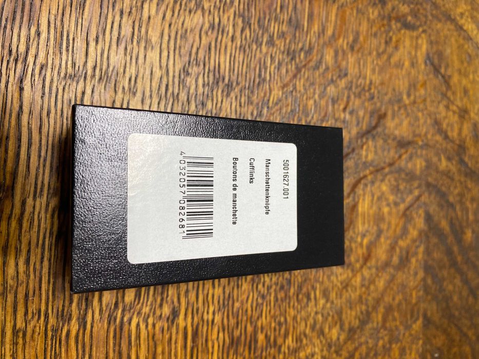 Butoni camasa - (busola) cu contur argintiu