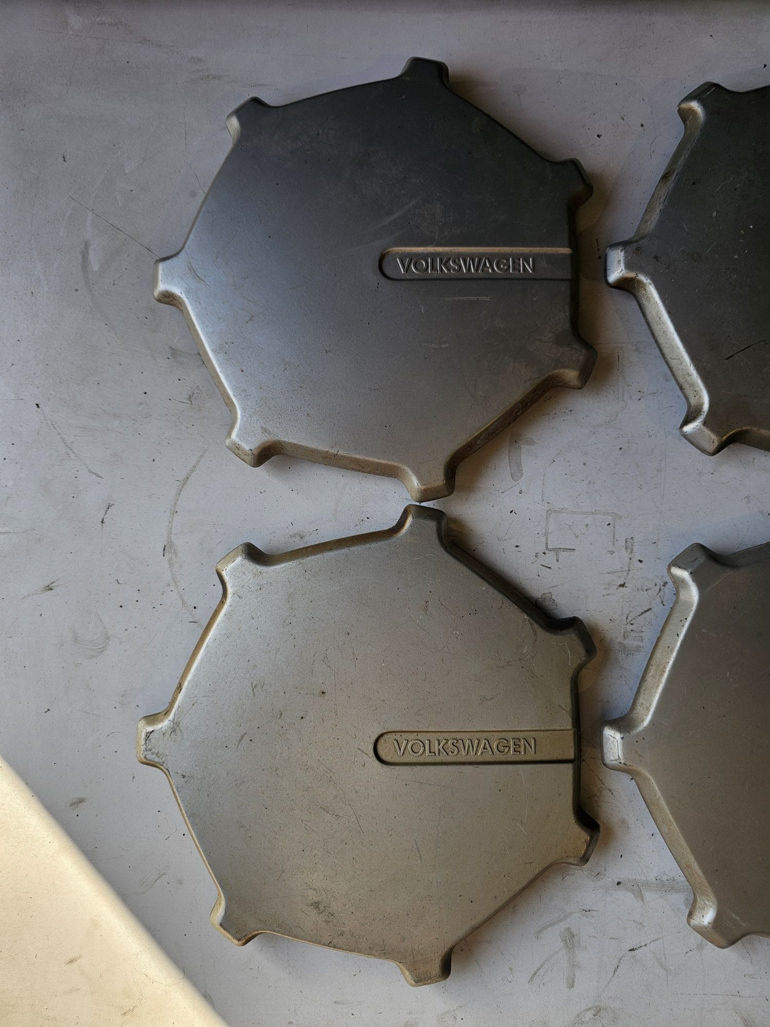 Capace roti originale Volkswagen Passat B3 B4