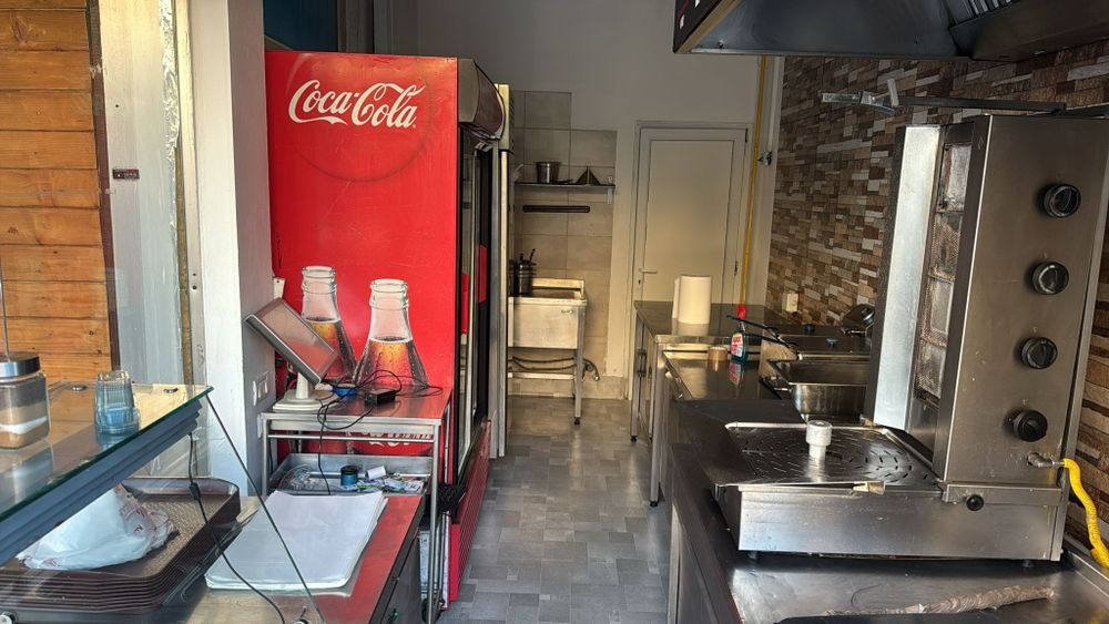 Spatiu comercial de închiriat zona Complexului Sir