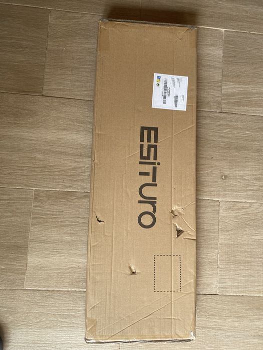 Правоъгълна релса за дрехи