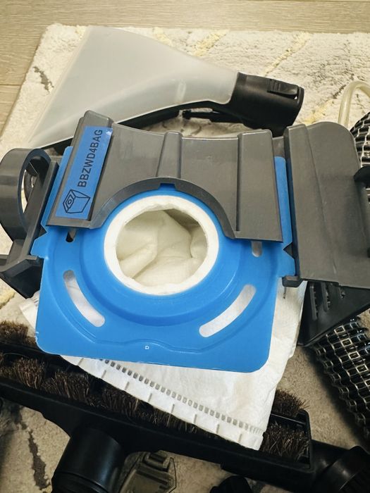 Aspirator cu spalare Bosch BWD421PRO, 2100 W, Filtru Hepa