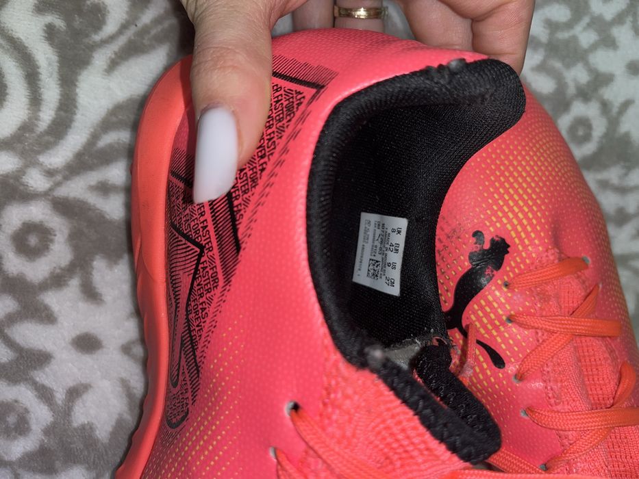 Crampiane pentru sintetic