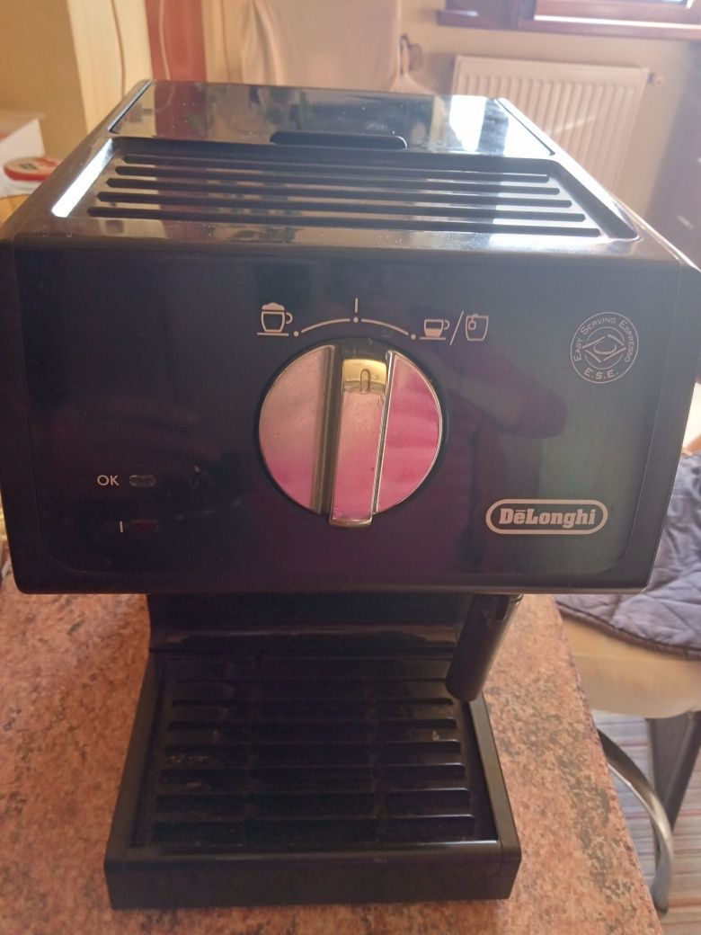 Expresor cafea DeLonghi