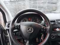Vând Mercedes Benz A180