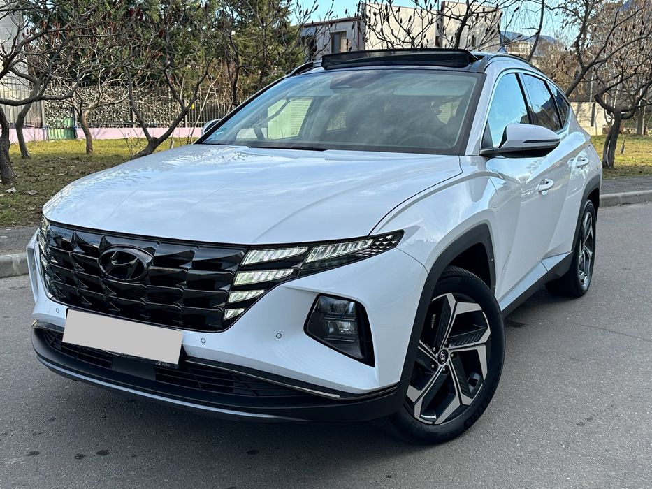 Hyundai Tucson Luxury 4x4 265 Cp Plug in Hybrid Pano Piele Navi Matrix