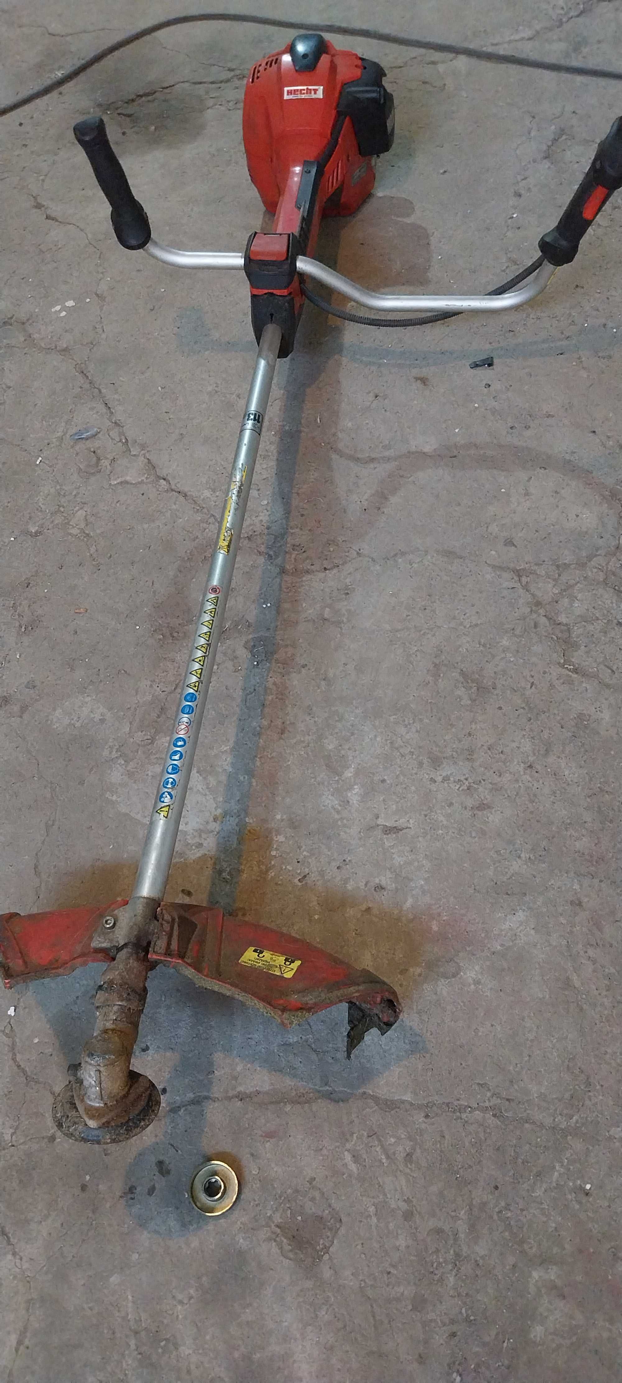 Motocoasa Hecht 154