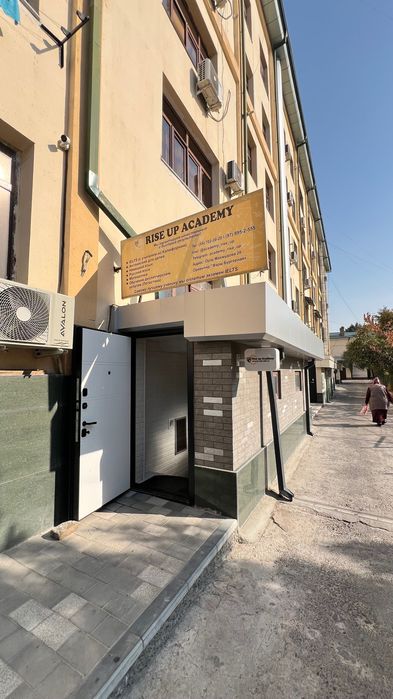 Срочно сдаётся в АРЕНДУ офис Бульвар(Сибирская улица)