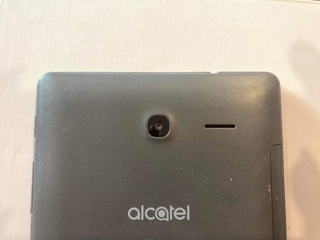 Таблет Alcatel pixi 4