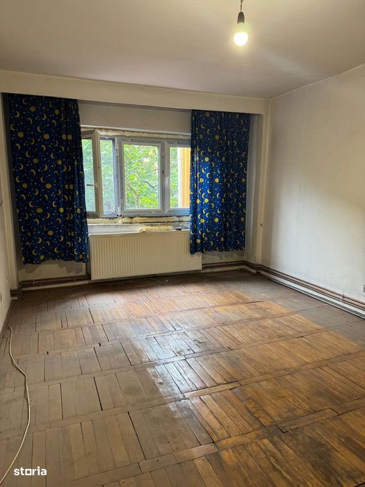 Zona Republicii - apartament cu o camera !