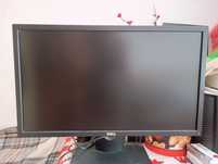 Vând Monitor Dell