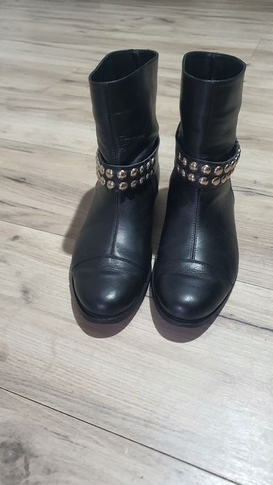 Ghete piele cu tinte 38