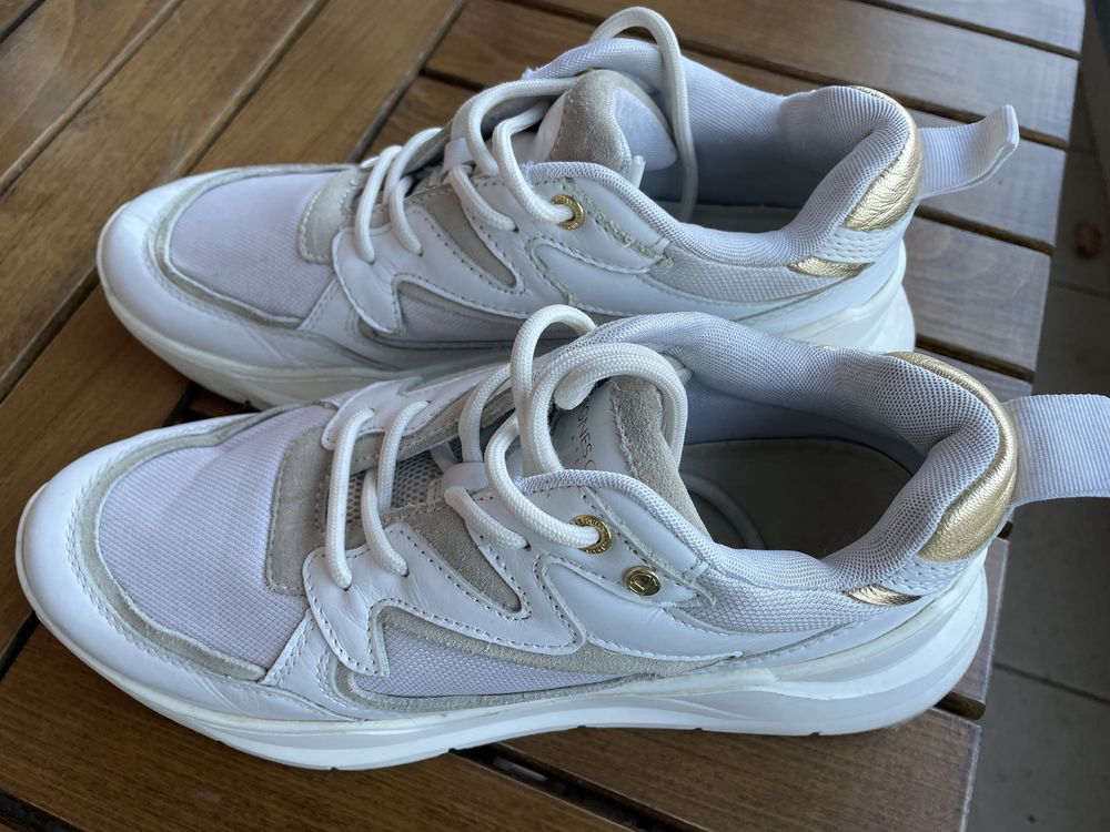 Маратонки Agnes Cecilia atelier, Р.40. Кецове Converse, черни, Р.37