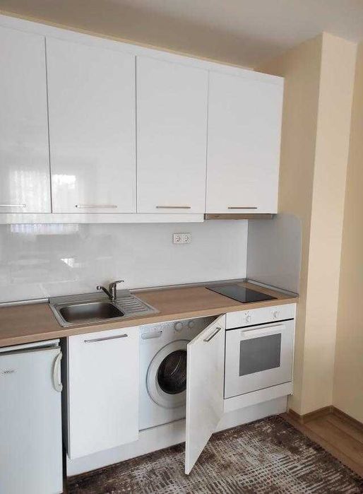 Дава се под наем Двустаен апартамент в София, Красно село - 60 кв.м за 408 € - Снимка #1