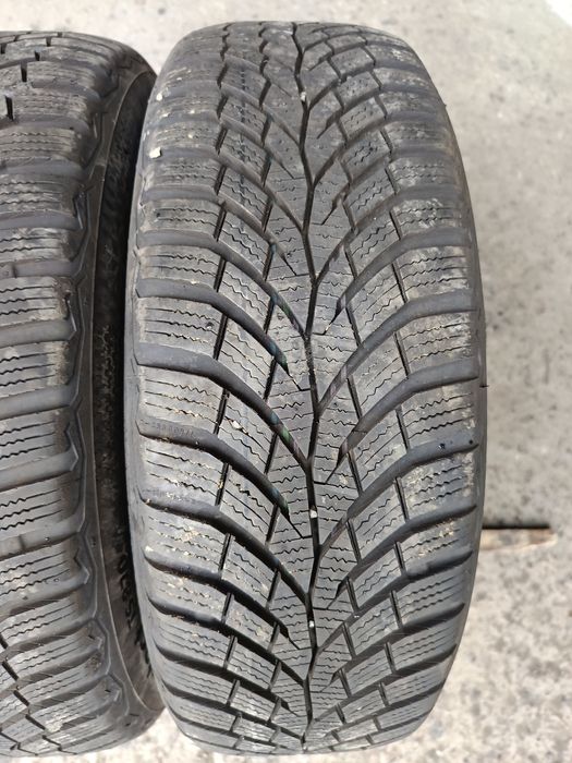 Зимни гуми -"CONTINENTAL"-15цола -185/60-1бр.-85лв.-като нови