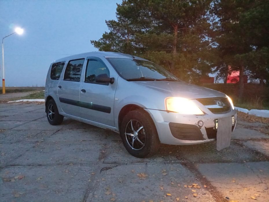 Продам живой Ларгус.