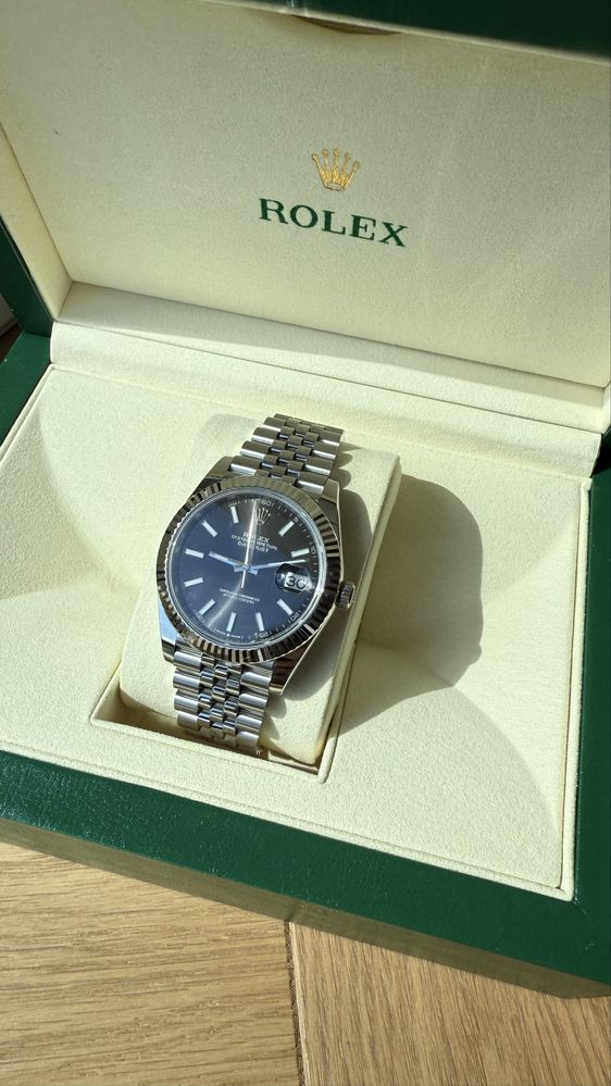 Rolex Datejust 41 Bright Black Jubilee