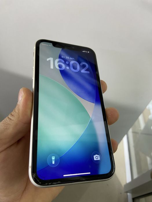 Айфон 11 сатылады