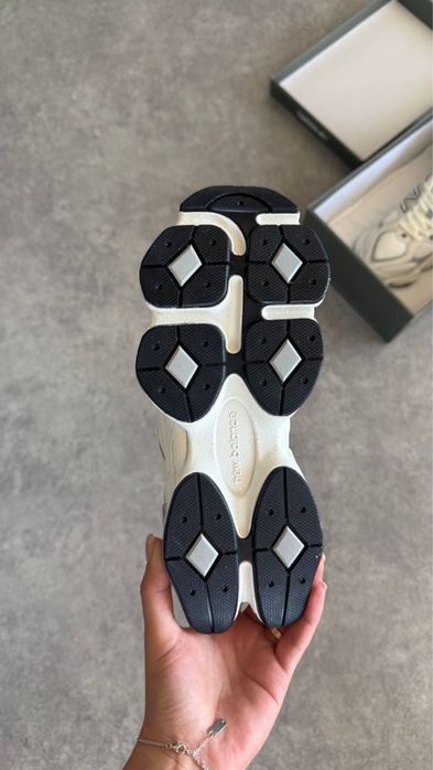 New Balance 9060 ‘Sea Salt’ RainCloud