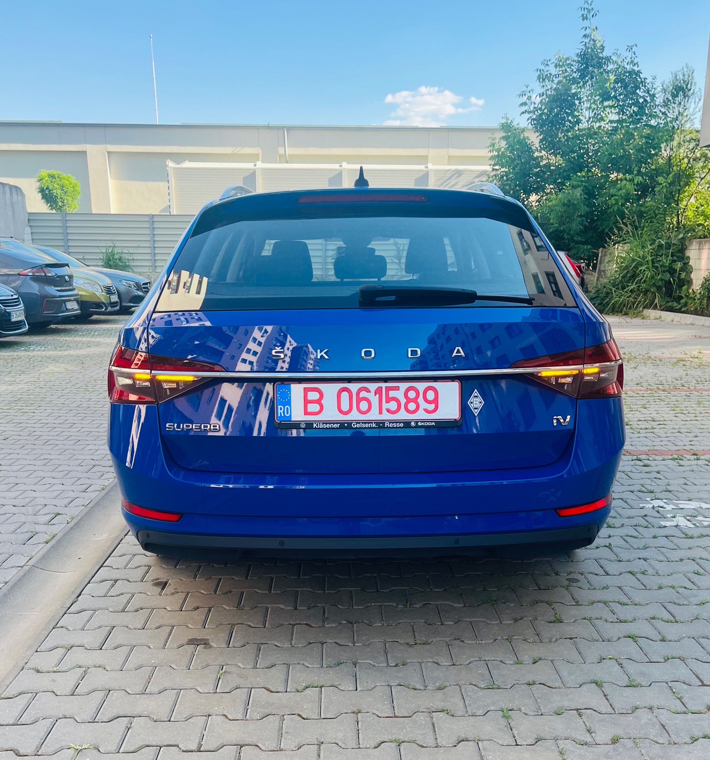 Skoda Superb 218cp Plug-in Hybrid ACC volan/parbriz încălzit Keyless