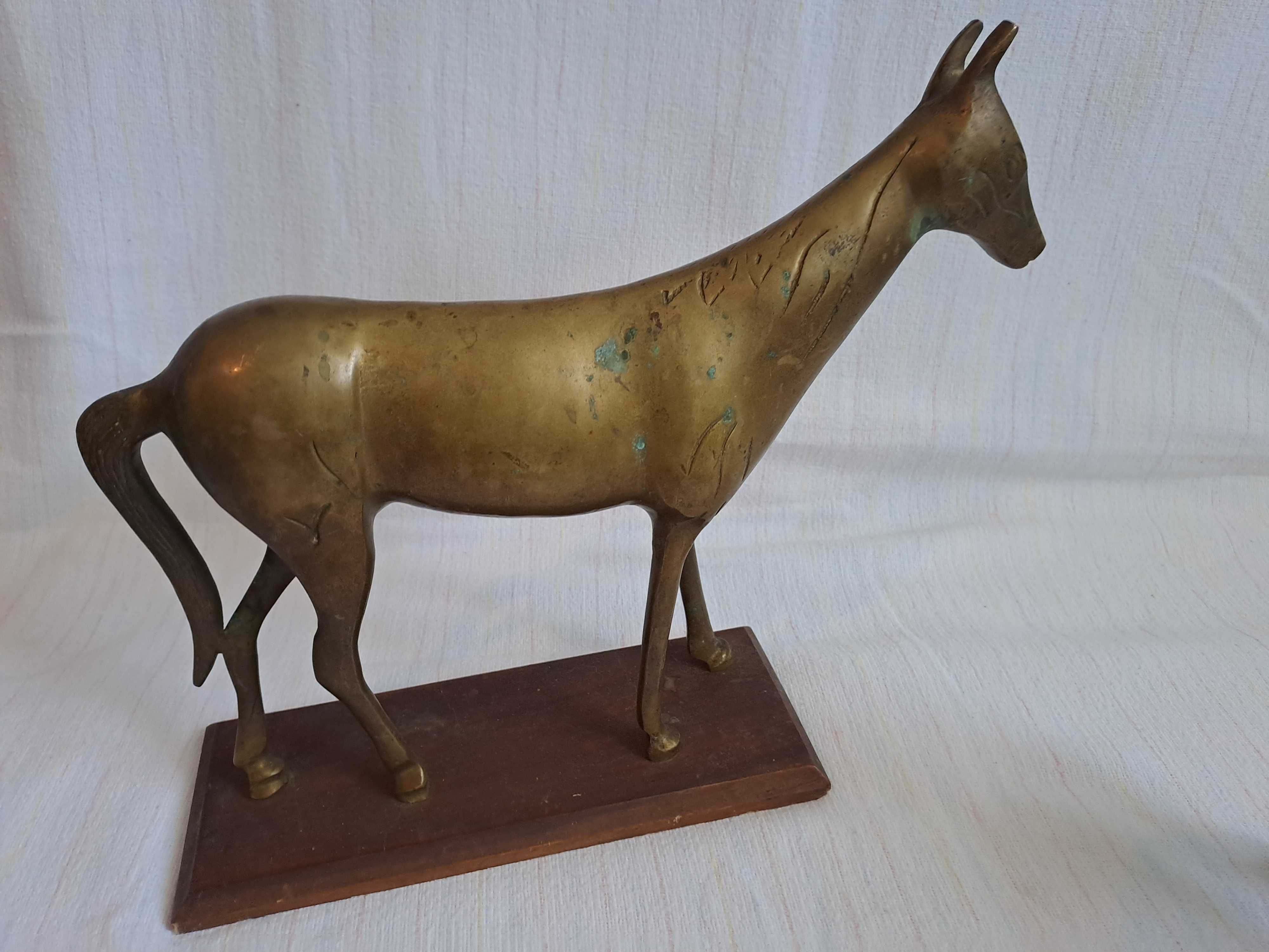 statueta figurina cal bronz cadou